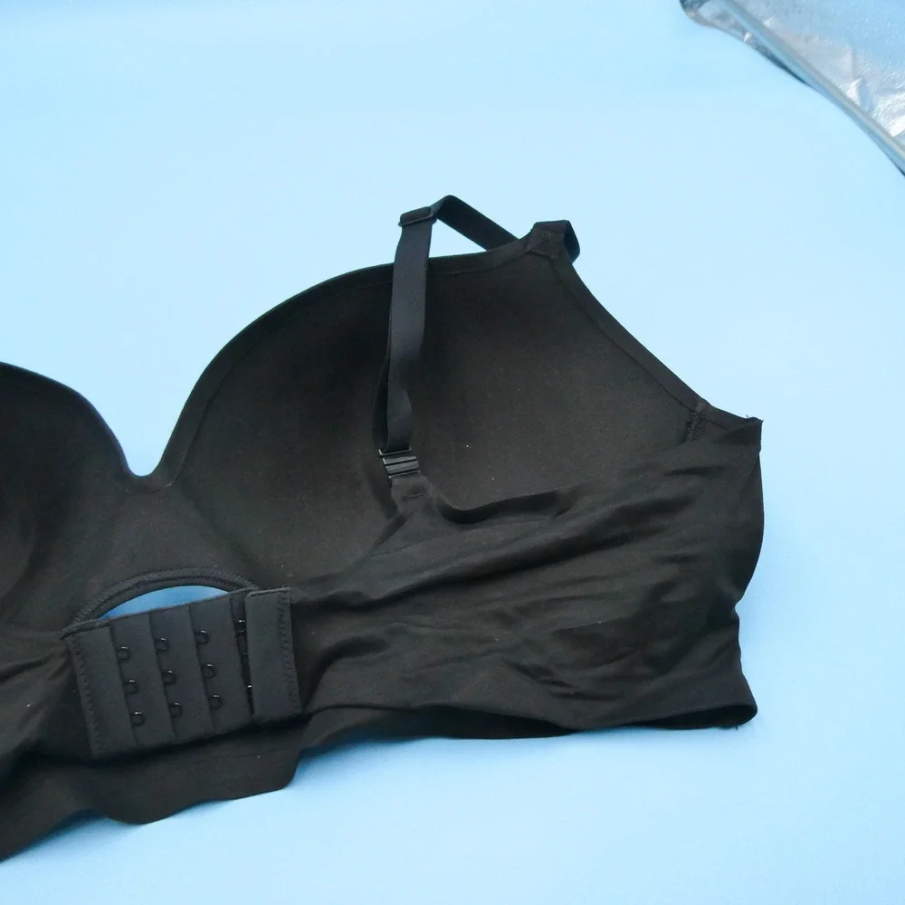 Victoria's Secret Bra‎ Womens 40D Incredible Padded No-Wire Black Nylon Blend